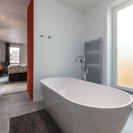 Lux 12 - Navratilova Apartman *